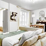 Appartement De Prestige Au Marais Pour 6 Voyageurs